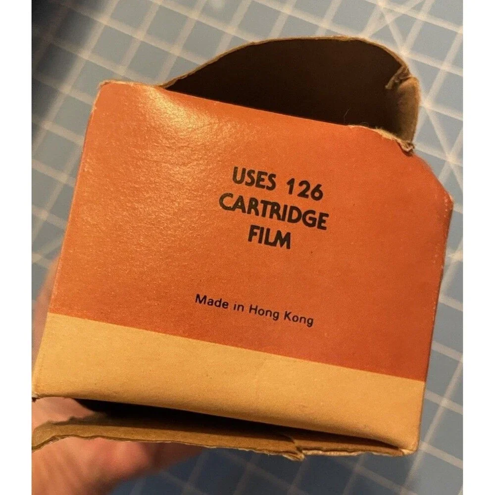 Vintage Hi Speed Camera With Box Insta Load 126 Cartridge Film Untested